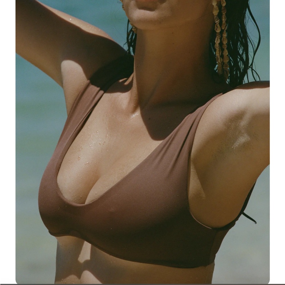 Toast swim scoop bikini top size S in brown